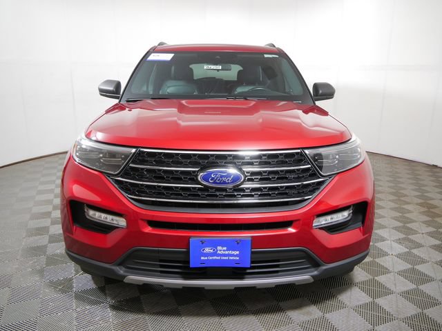 Certified 2020 Ford Explorer XLT w/ Equipment Group 202A AWD/4WD image 3