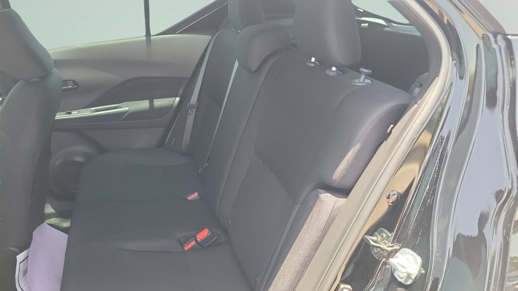 Used 2023 Nissan Kicks S FWD image 9