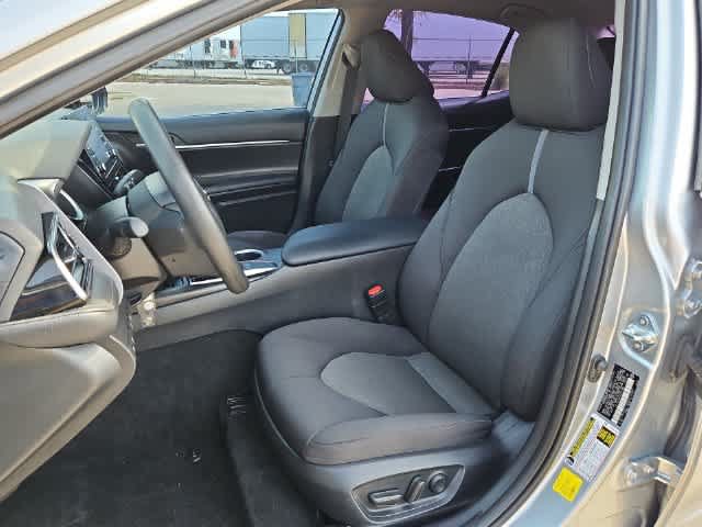 Used 2023 Toyota Camry LE FWD image 14