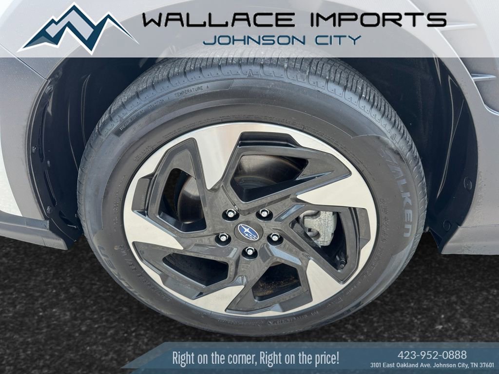 Used 2024 Subaru Crosstrek 2.5i Limited w/ Crosstrek Mirror Package AWD/4WD image 9