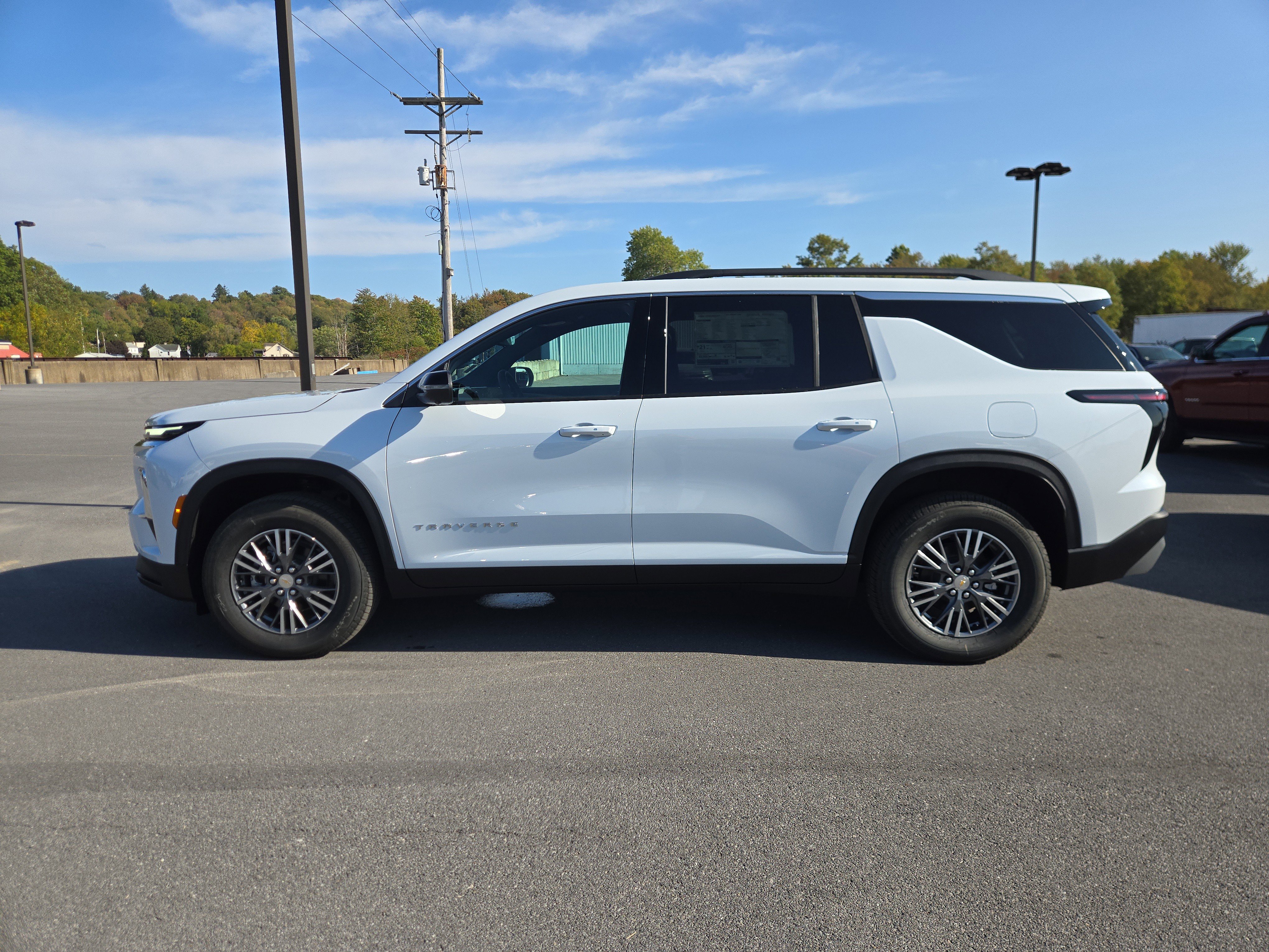 New 2026 Chevrolet Traverse LT w/ Driver Confidence Package image 7