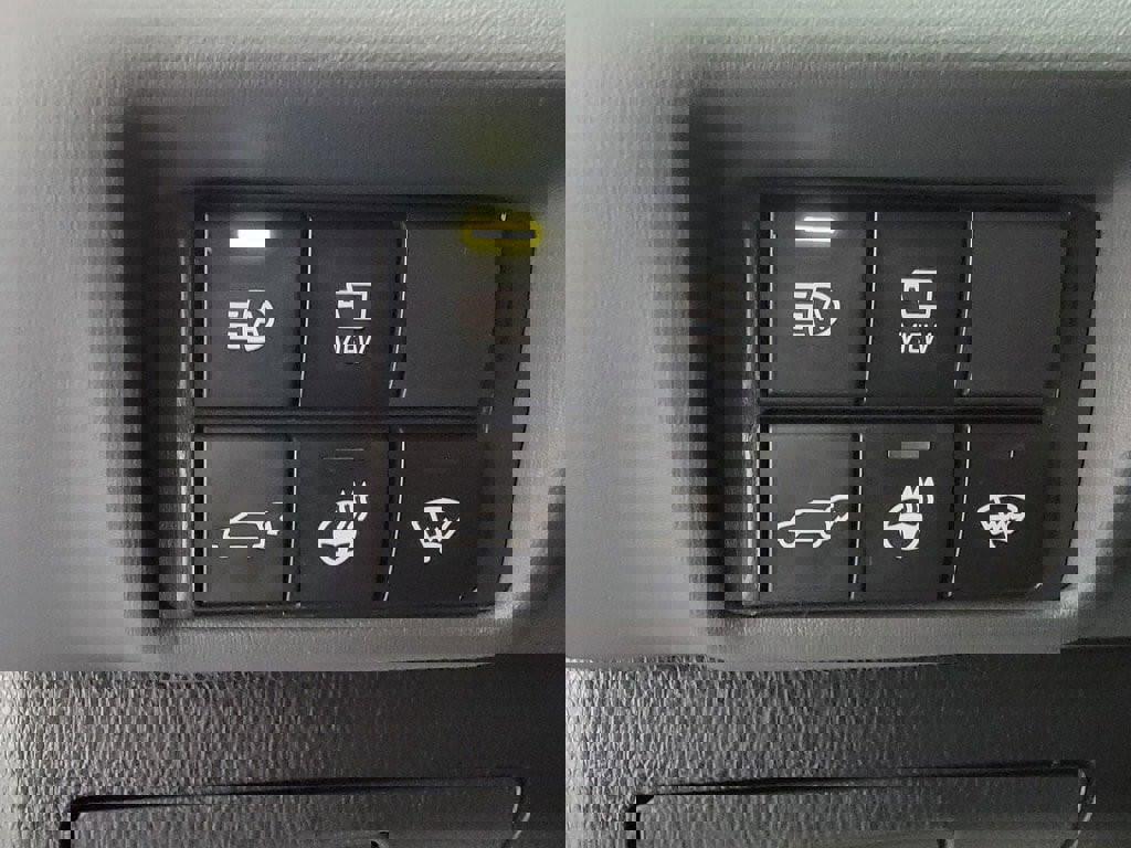 Certified 2022 Toyota Highlander Platinum image 28