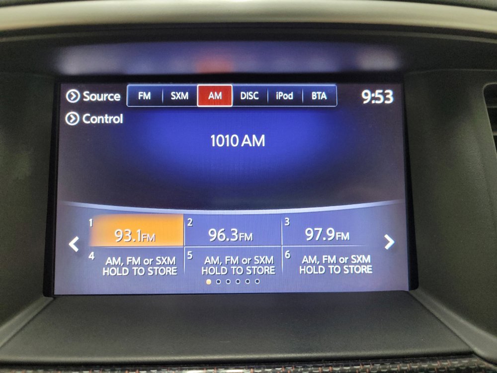 Used 2020 Nissan Pathfinder SL AWD/4WD image 25
