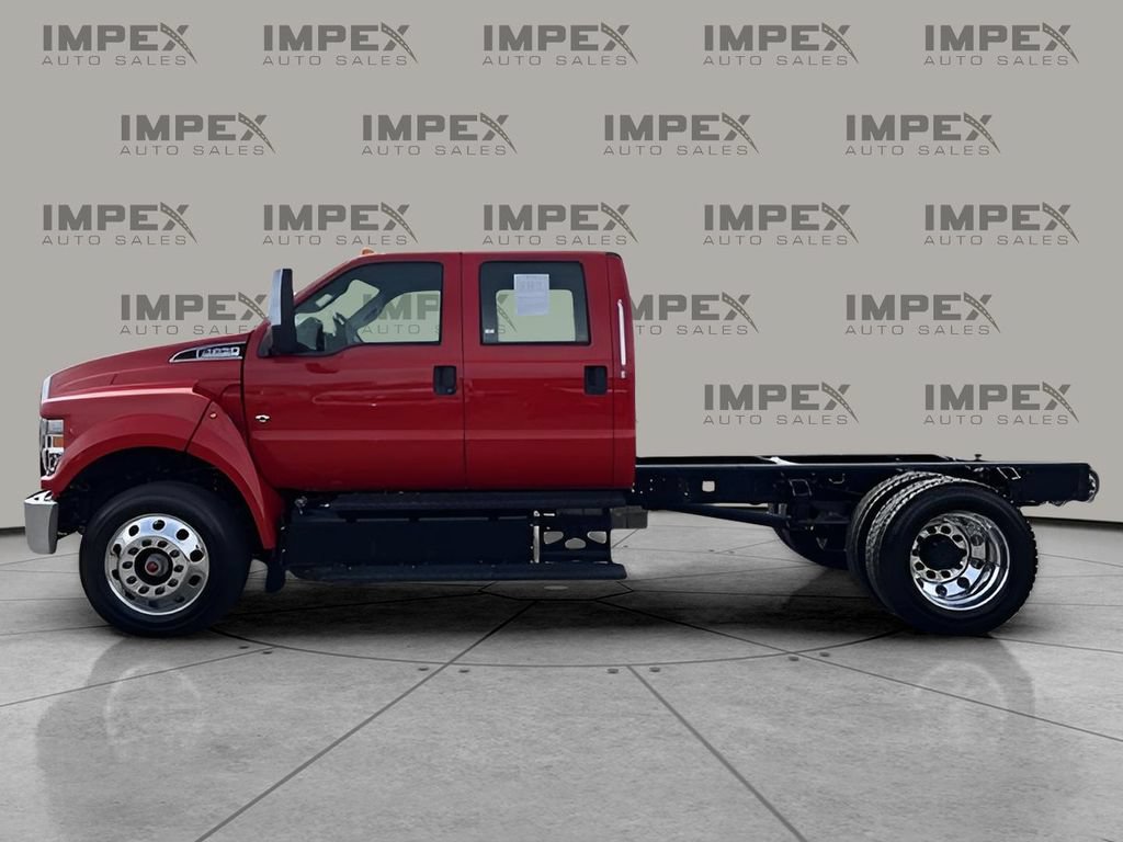Used 2021 Ford F650 2WD Crew Cab Super Duty image 8