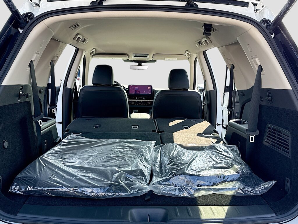 New 2026 Nissan Pathfinder SL AWD/4WD image 7