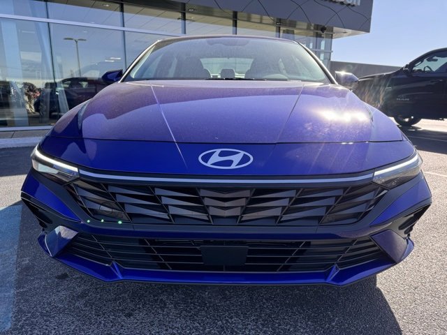 Used 2025 Hyundai Elantra SEL image 8