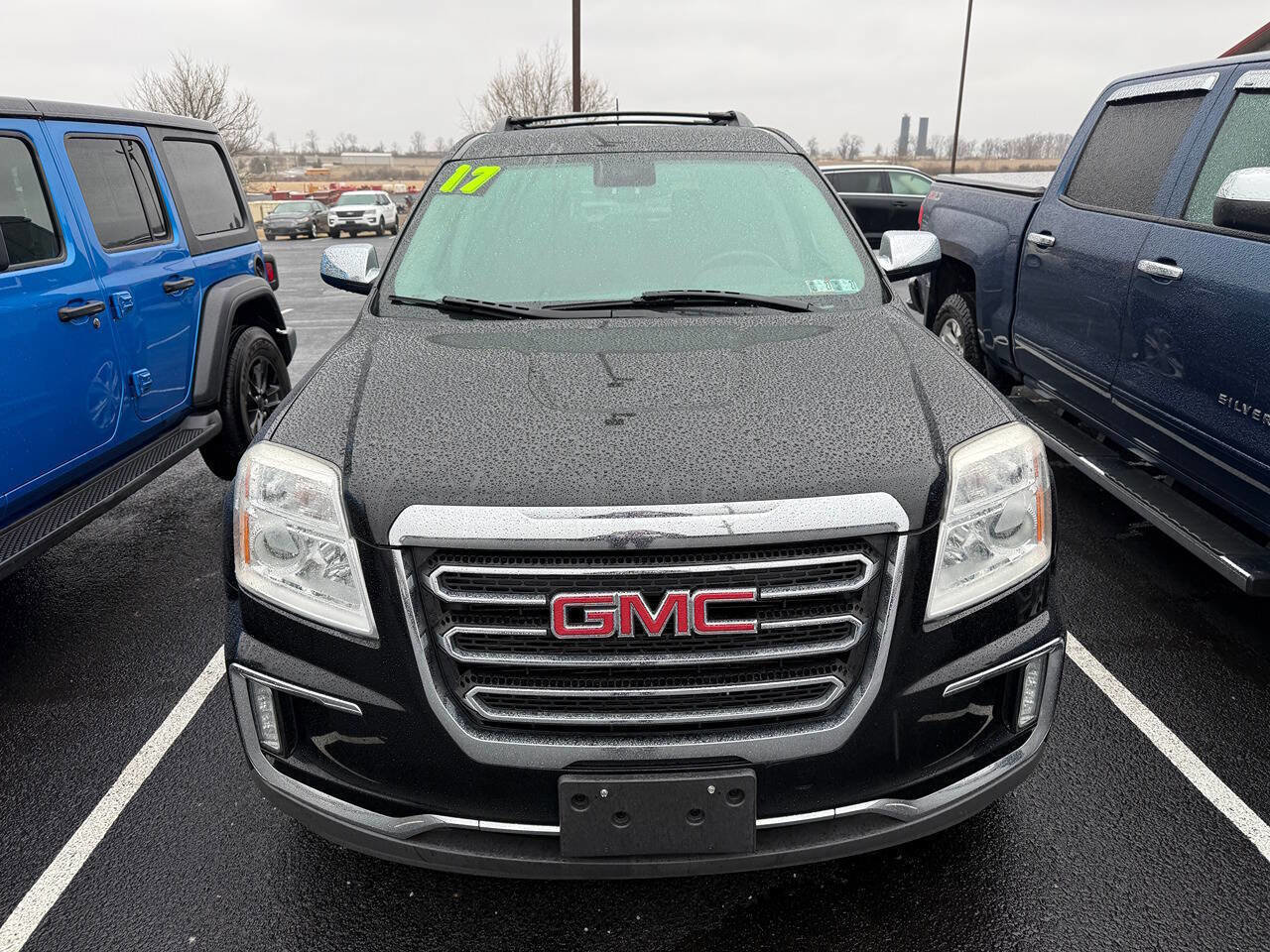 Used 2017 GMC Terrain SLE w/ Chrome Edition AWD/4WD image 5