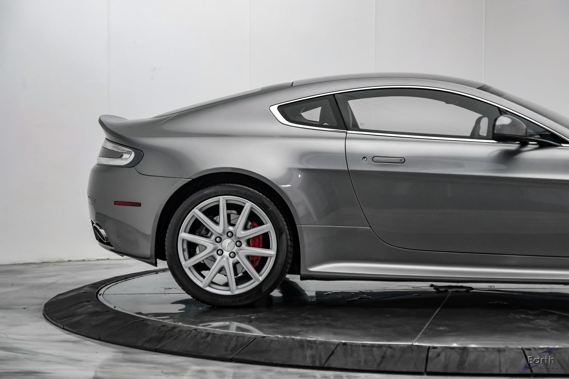 Used 2014 Aston Martin V8 Vantage S RWD image 26