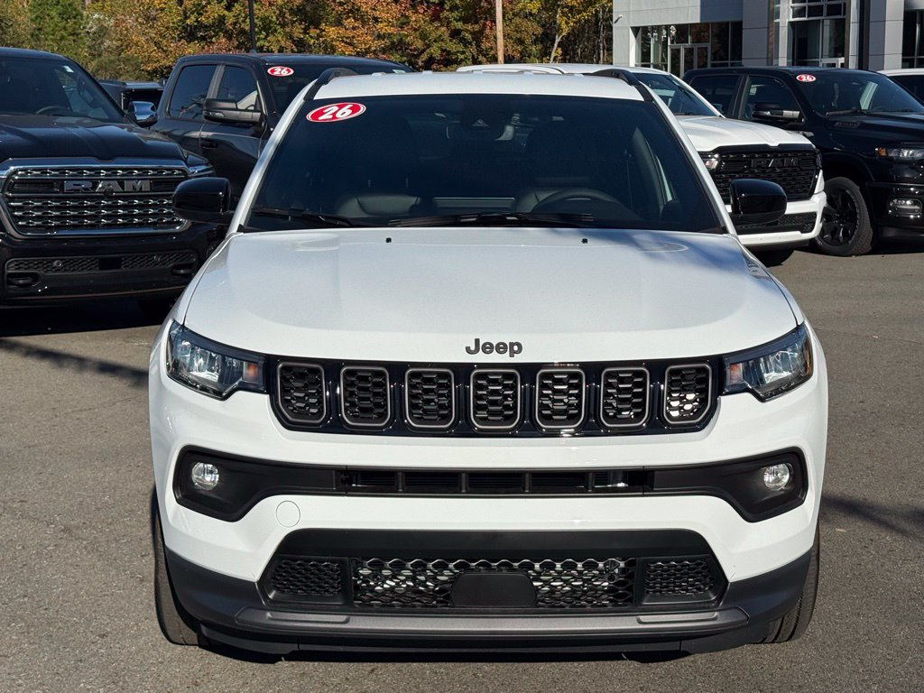 Used 2026 Jeep Compass Latitude AWD/4WD image 9