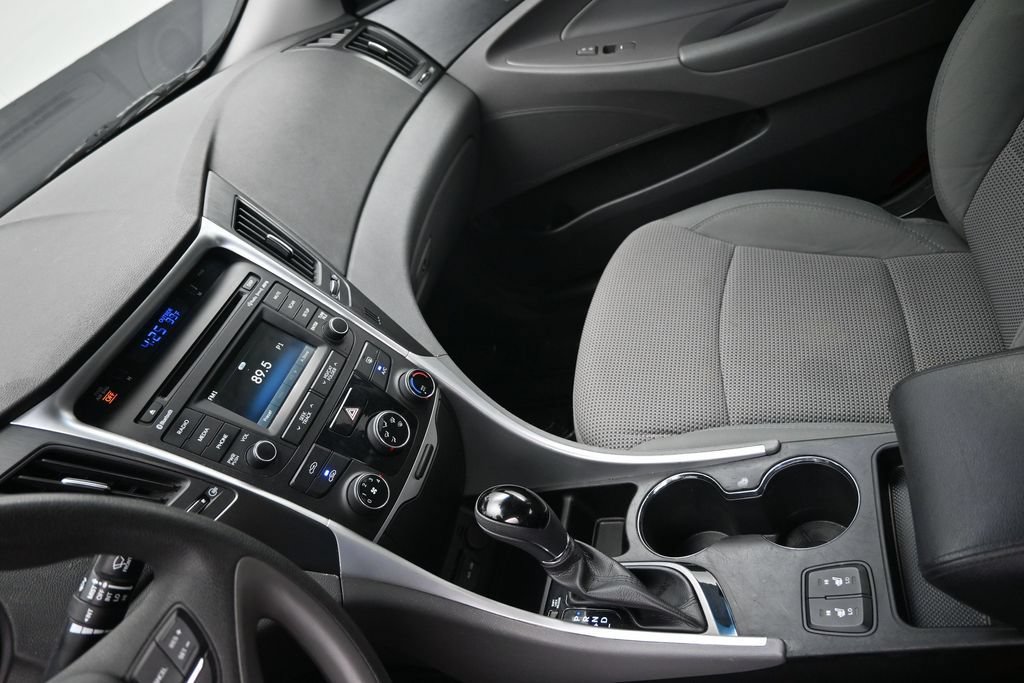 Used 2014 Hyundai Sonata GLS w/ Popular Equipment Group 2 FWD image 13