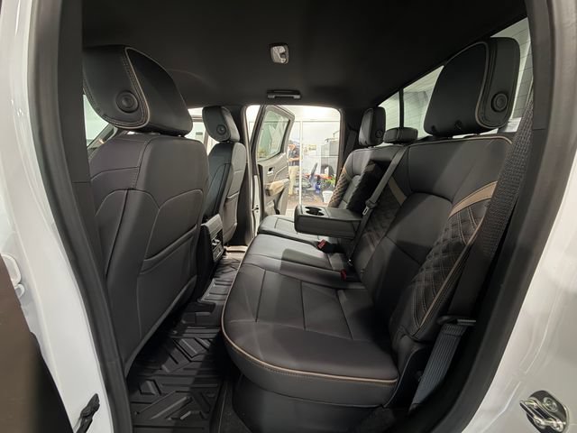 Used 2026 GMC Canyon Denali AWD/4WD image 12