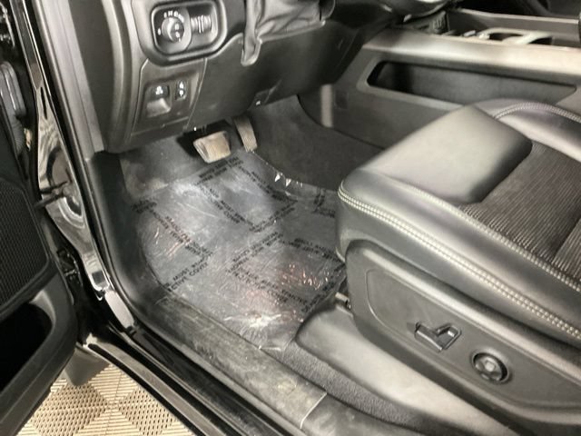 Used 2019 RAM 1500 Sport w/ Level 2 Equipment Group AWD/4WD image 14