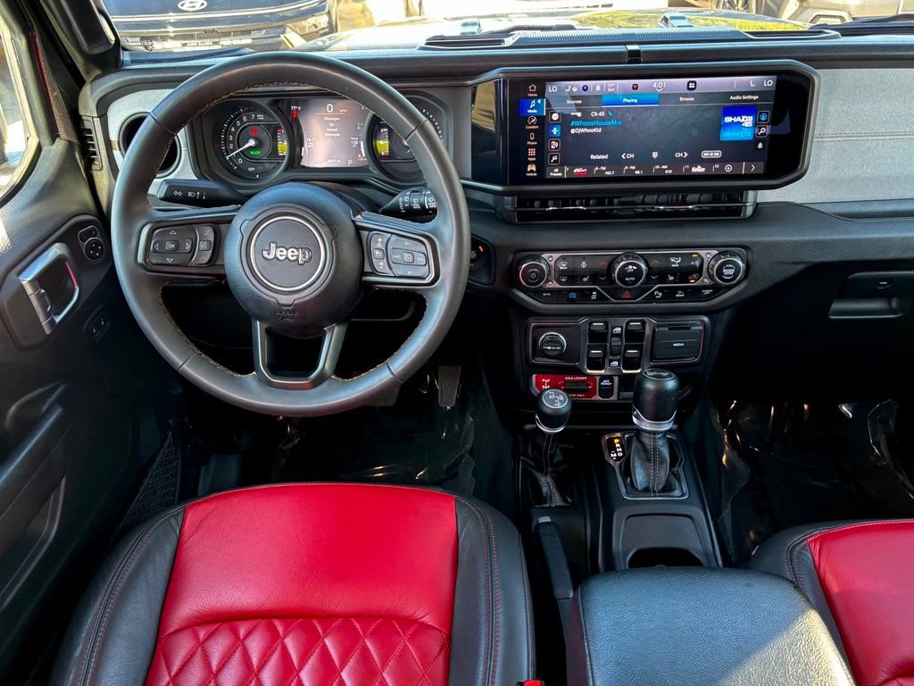 Used 2024 Jeep Wrangler Unlimited AWD/4WD image 20