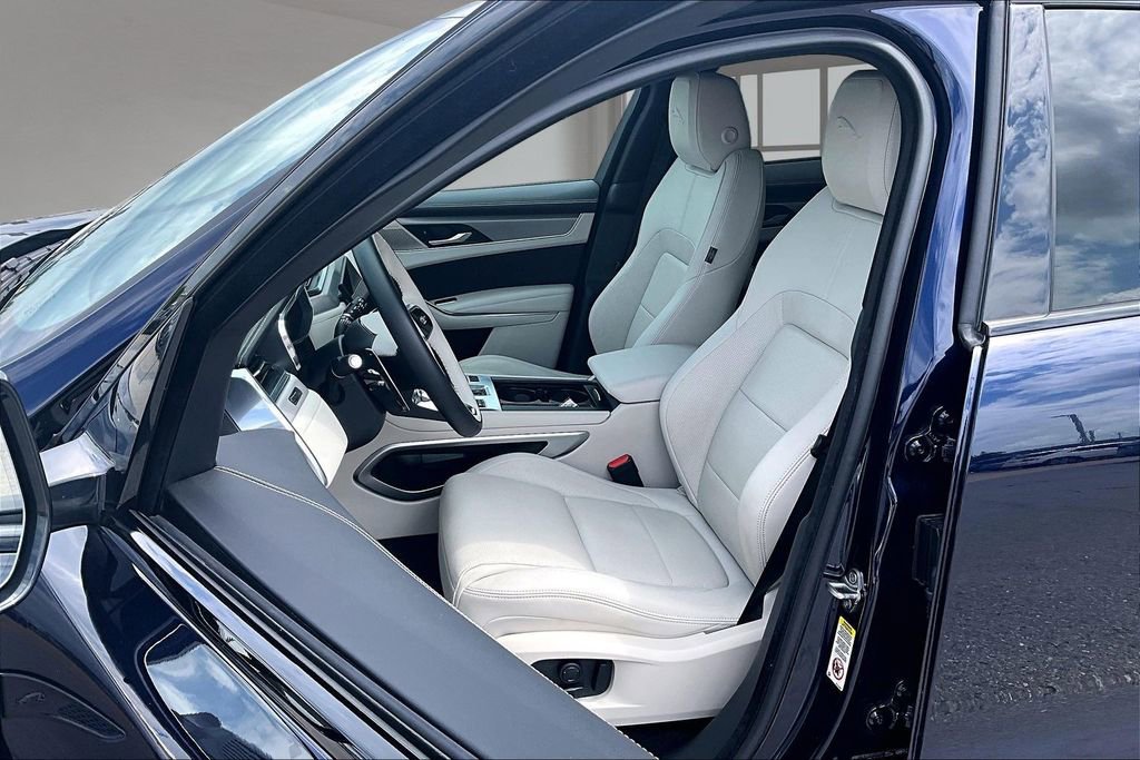 Used 2025 Jaguar F-PACE R-Dynamic S image 26