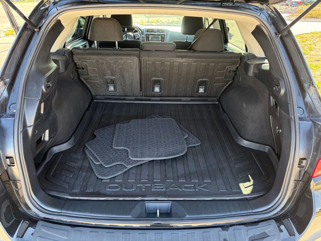 Used 2018 Subaru Outback 2.5i Premium AWD/4WD image 13