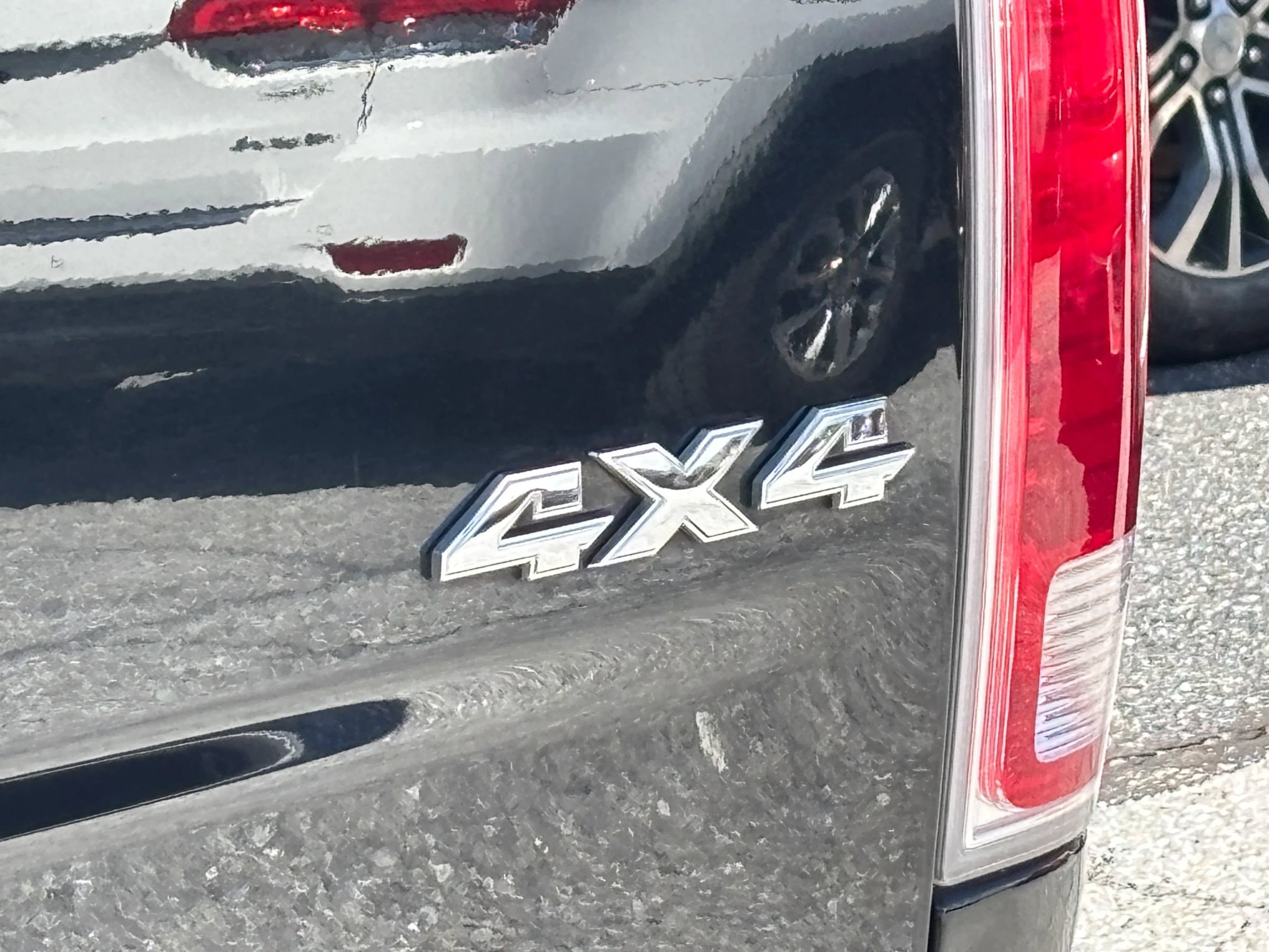 Used 2018 RAM 1500 Laramie w/ Convenience Group image 38