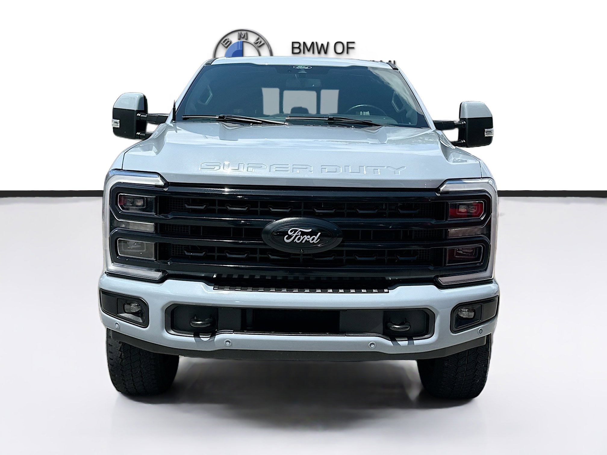 Used 2024 Ford F250 Platinum w/ FX4 Off-Road Package AWD/4WD image 2