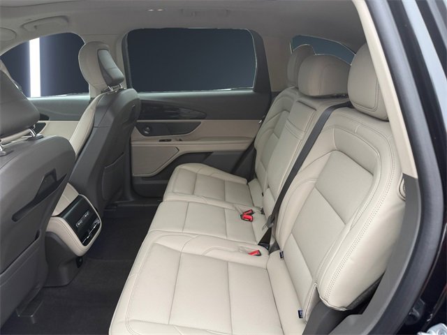 Used 2024 Lincoln Nautilus Premier w/ Equipment Group 102A image 13