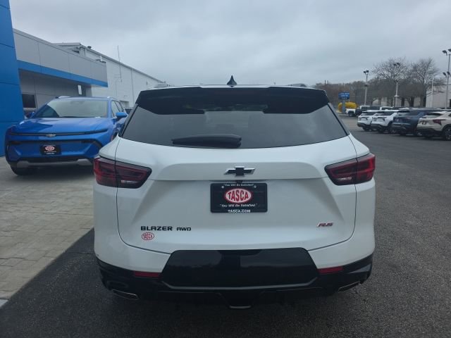 Used 2023 Chevrolet Blazer RS w/ Enhanced Convenience Package AWD/4WD image 4