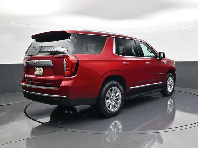 Used 2024 GMC Yukon SLT w/ SLT Luxury Package image 5