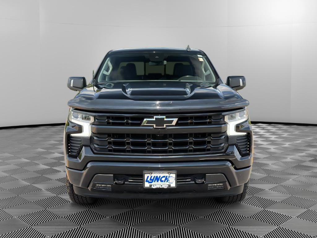 Used 2023 Chevrolet Silverado 1500 RST AWD/4WD image 7
