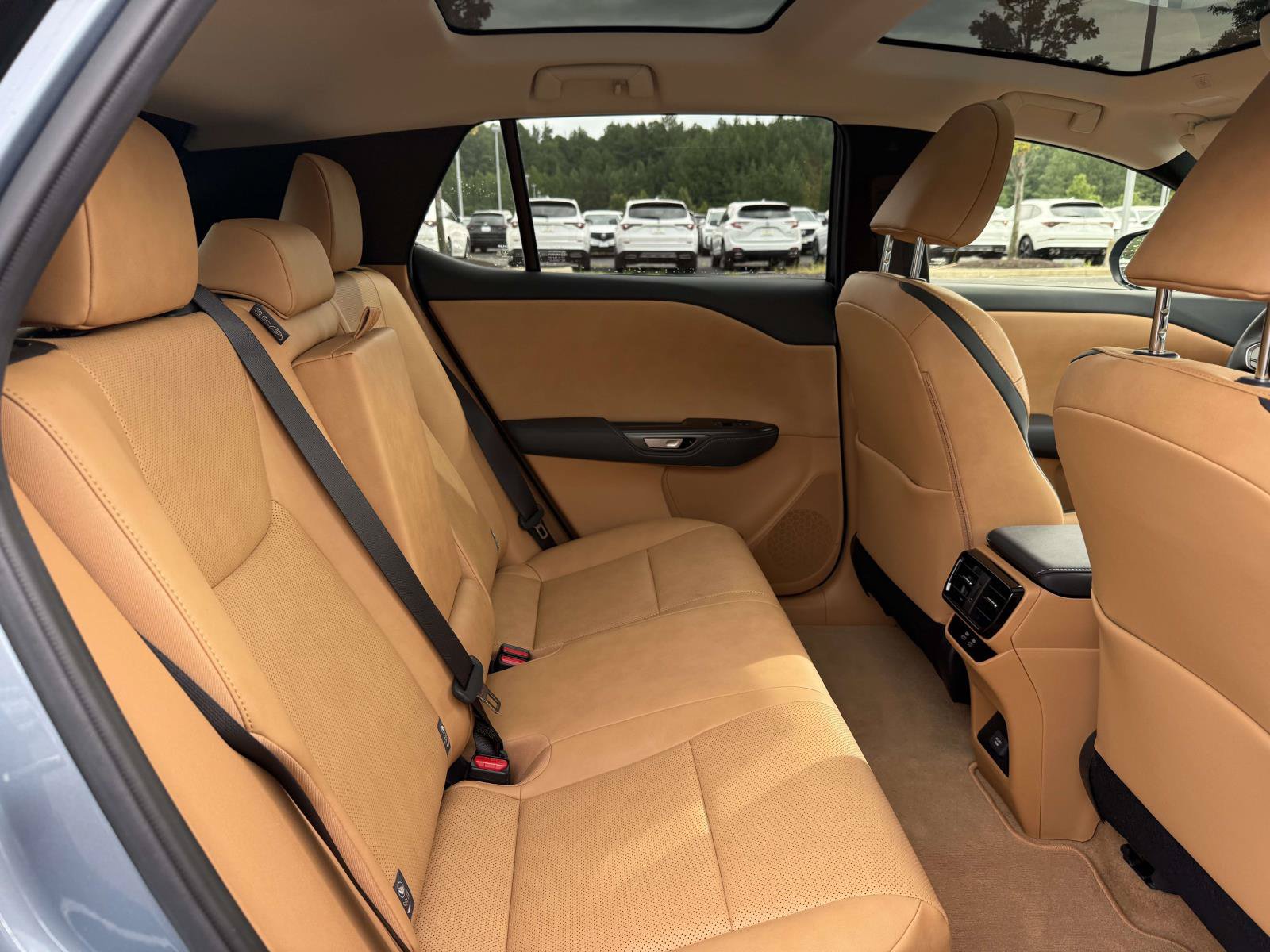 Used 2024 Lexus RZ 450e Premium w/ Technology Package AWD/4WD image 16