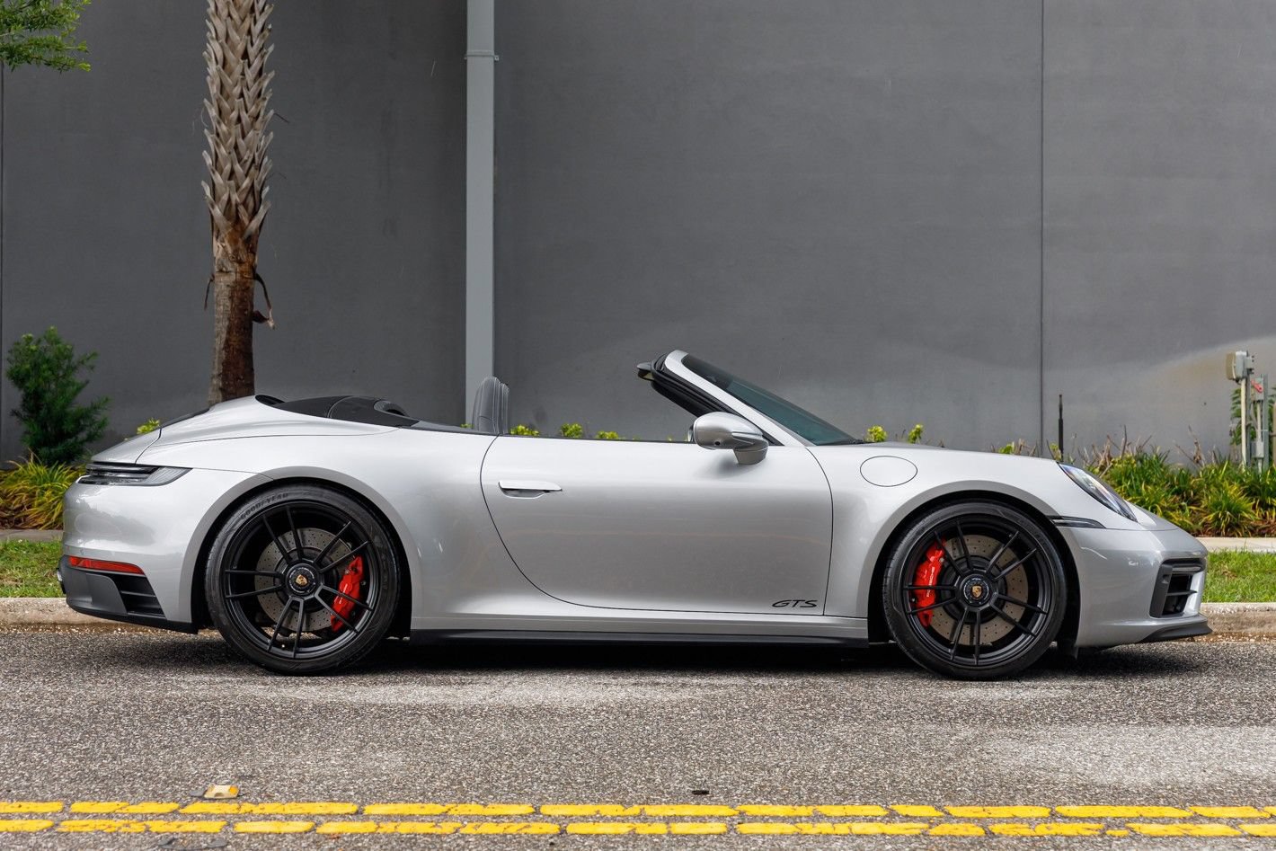 Used 2022 Porsche 911 Carrera GTS RWD image 11