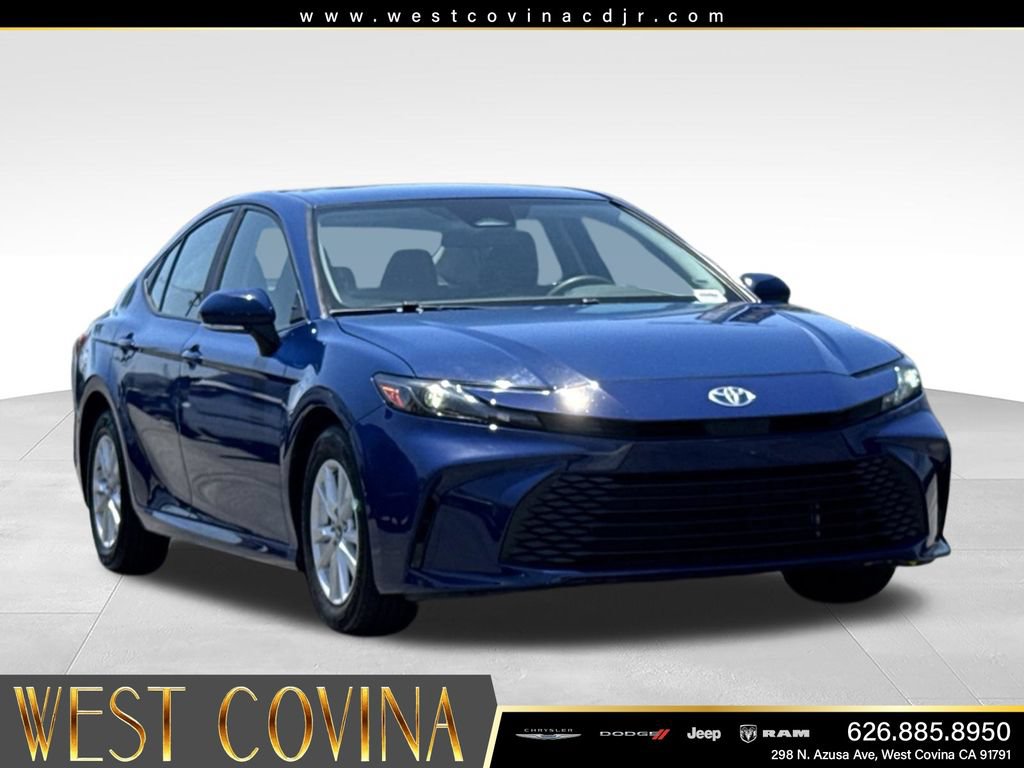 Used 2025 Toyota Camry LE FWD image 2