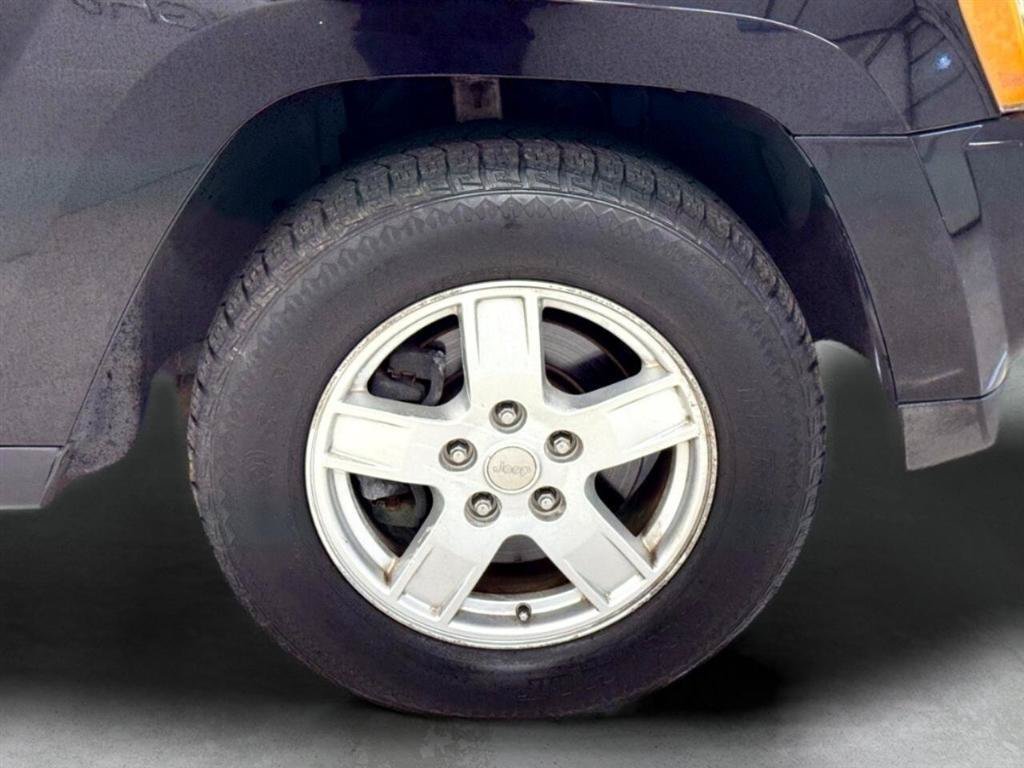 Used 2007 Jeep Grand Cherokee Laredo RWD image 31