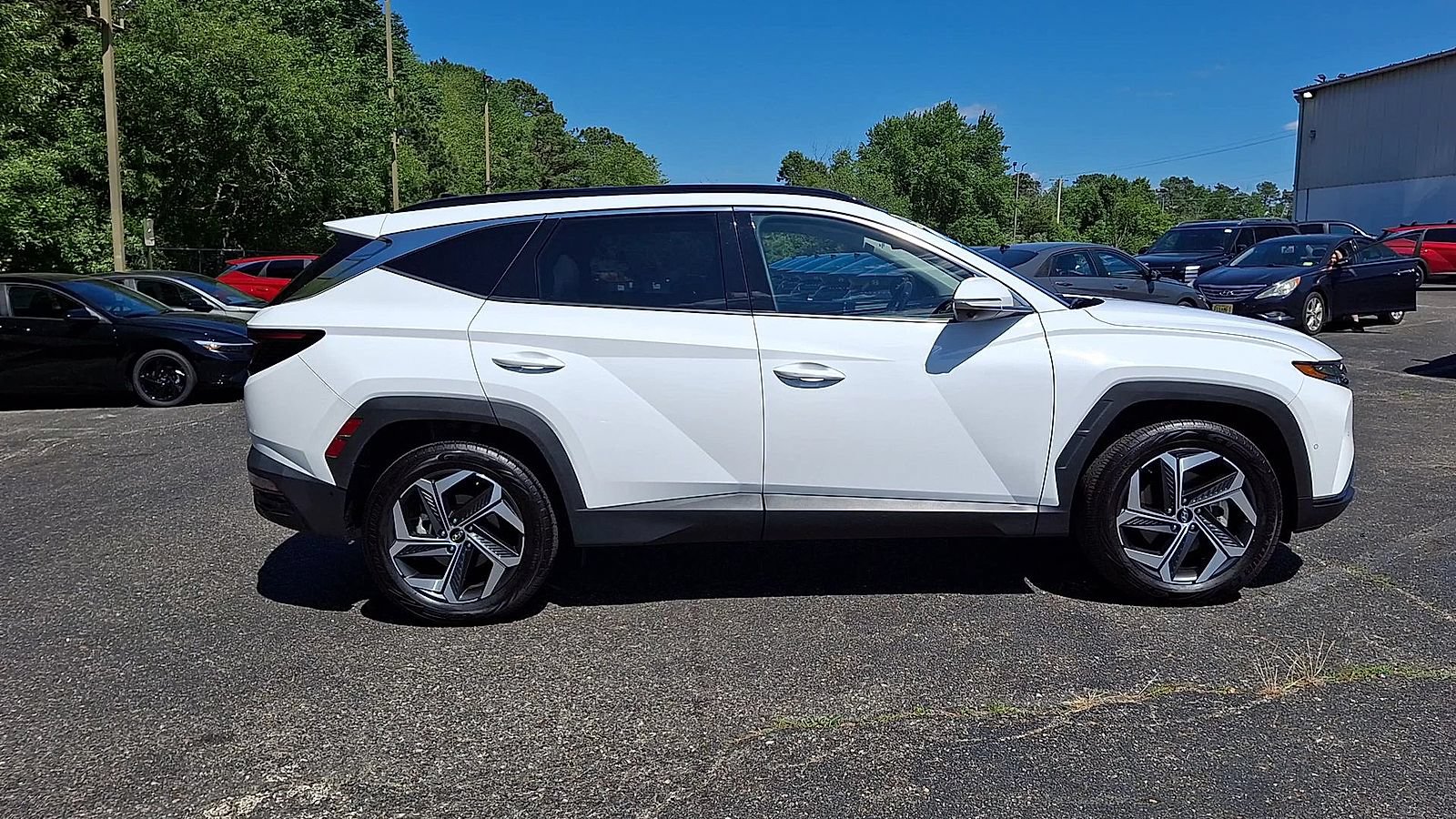 Certified 2024 Hyundai Tucson Limited AWD/4WD image 9