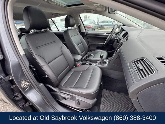 Used 2018 Volkswagen Golf SE FWD image 26