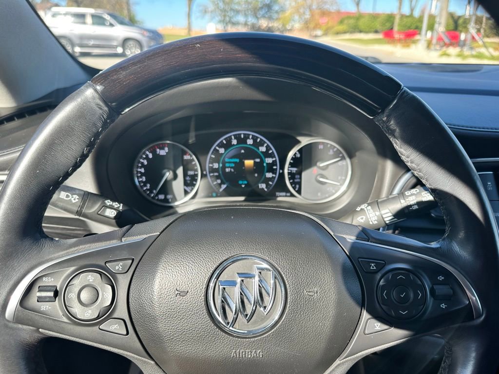 Used 2019 Buick Enclave Avenir w/ Avenir Technology Package image 27