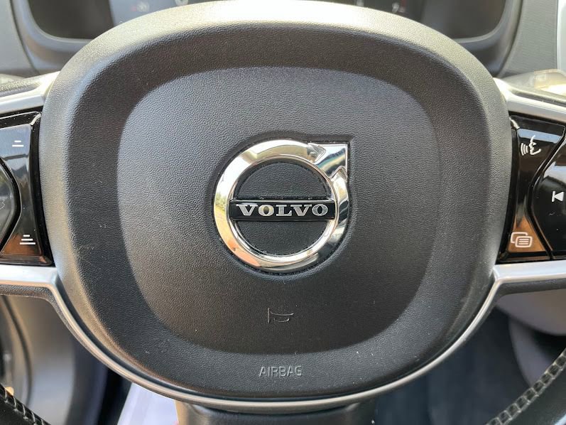 Used 2018 Volvo XC90 T6 Momentum w/ Convenience Package image 15