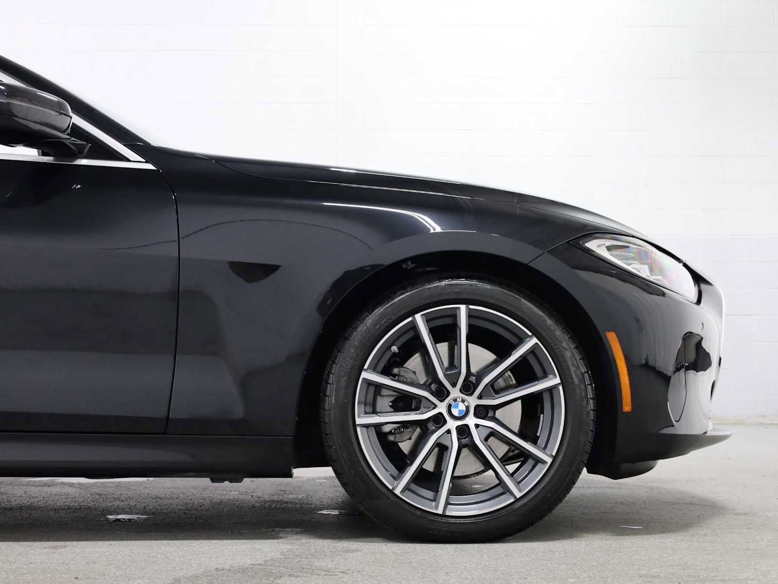 Used 2024 BMW 430i xDrive Convertible w/ Premium Package AWD/4WD image 11