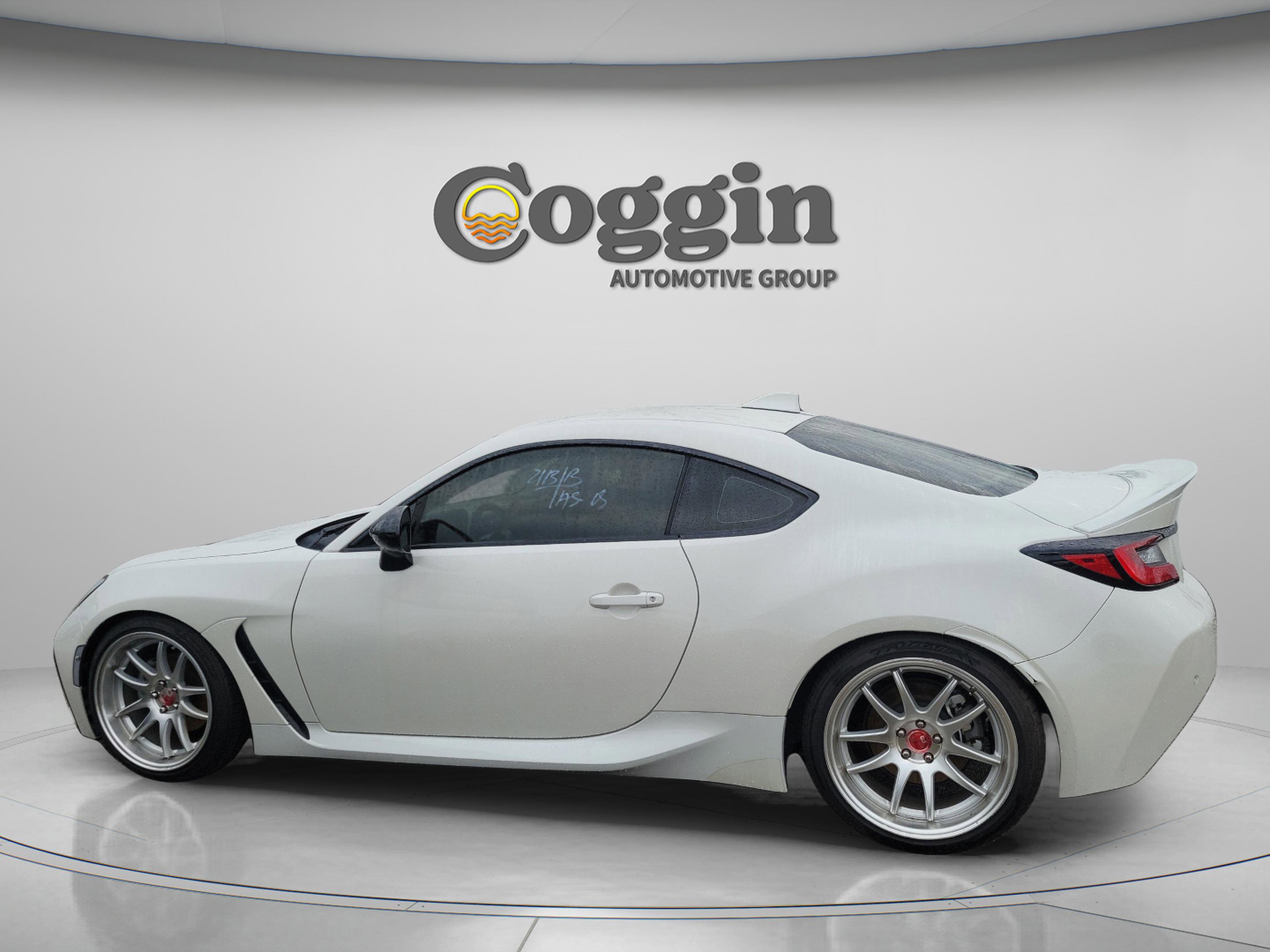 Used 2022 Toyota GR86 Premium image 4