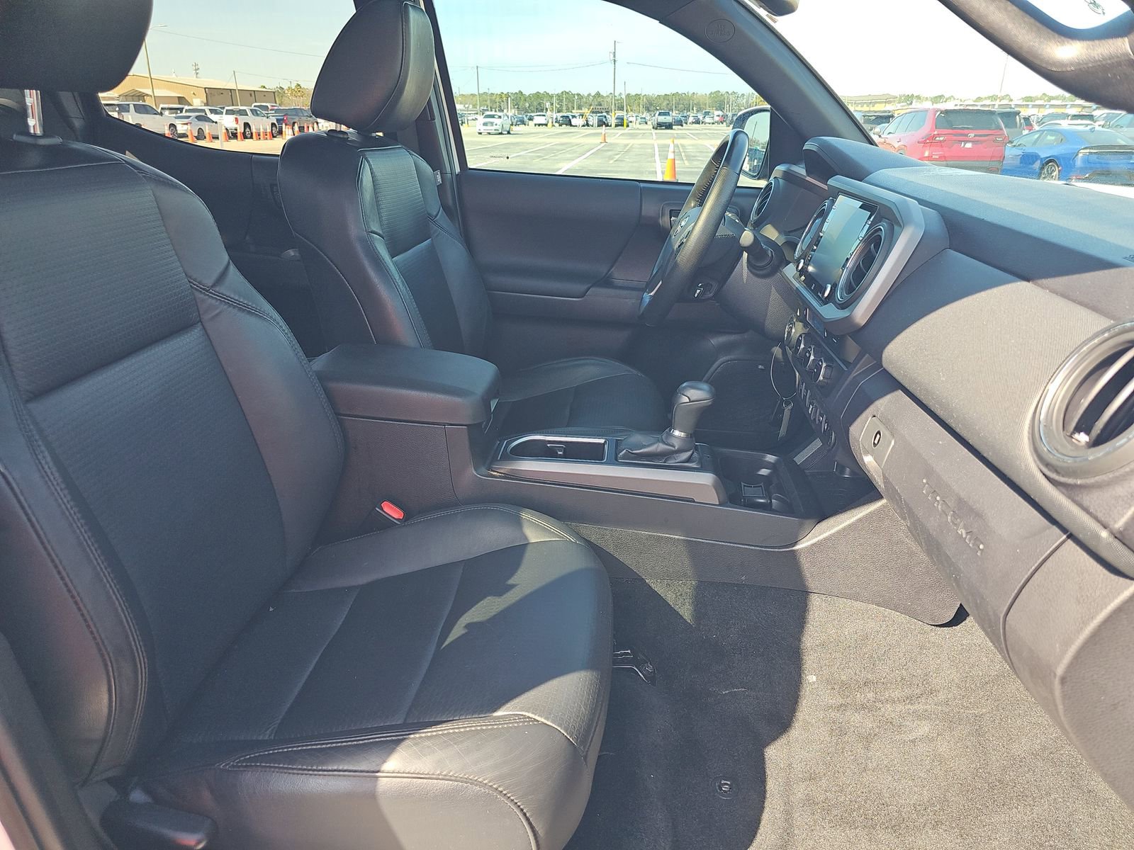 Used 2023 Toyota Tacoma TRD Off-Road w/ TRD Premium Off Road Package image 15