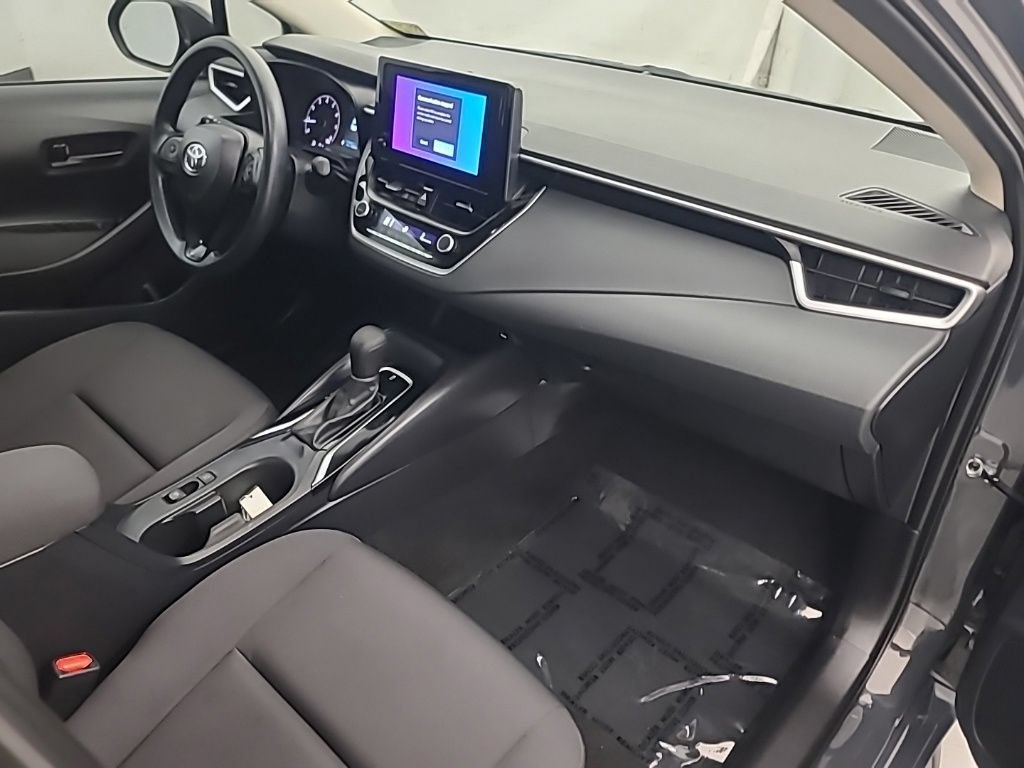 Used 2024 Toyota Corolla LE w/ LE Convenience Package FWD image 15