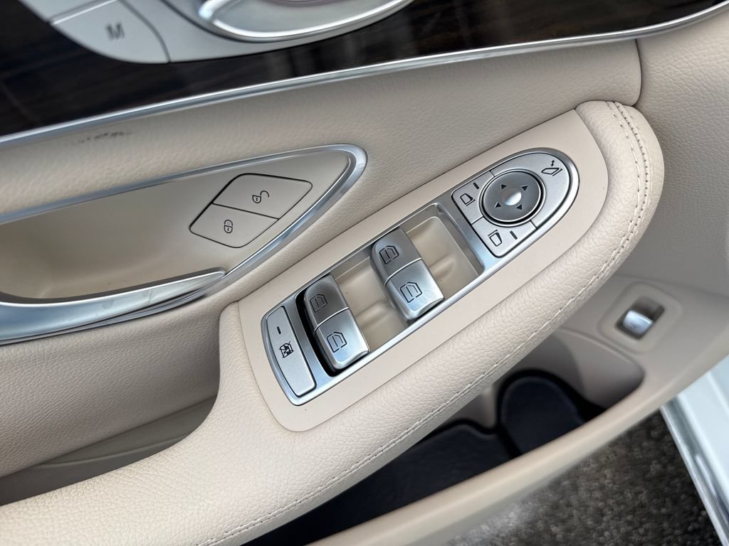 Used 2016 Mercedes-Benz C 300 4MATIC Sedan image 10