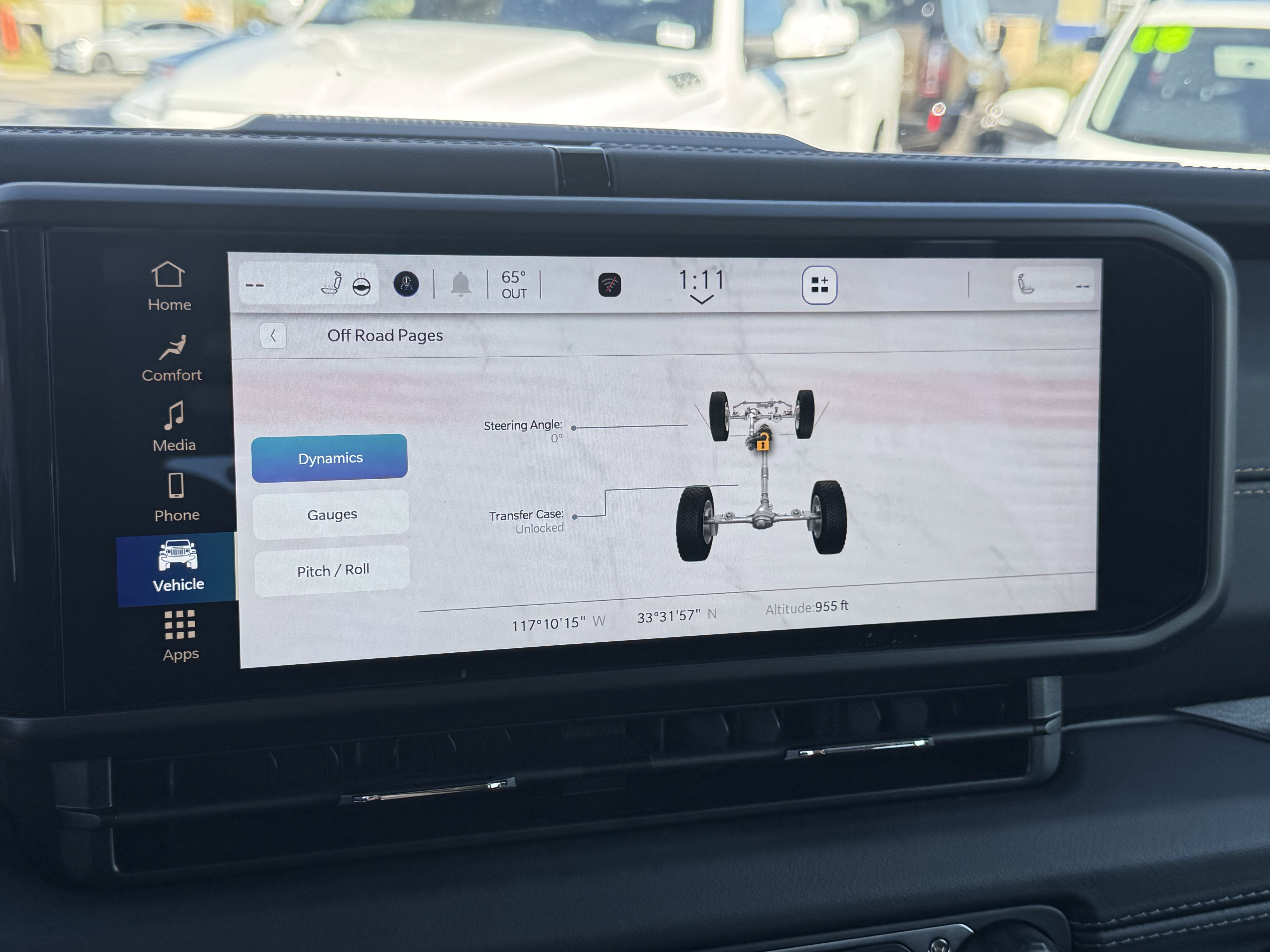 Used 2024 Jeep Wrangler Sahara w/ Safety Group image 27