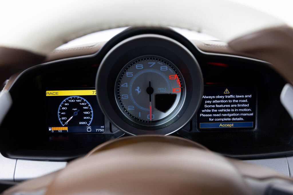 Certified 2014 Ferrari 458 Italia Coupe image 32