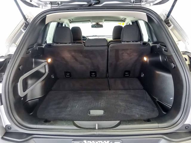 Used 2016 Jeep Cherokee Sport w/ Cold Weather Group FWD image 26