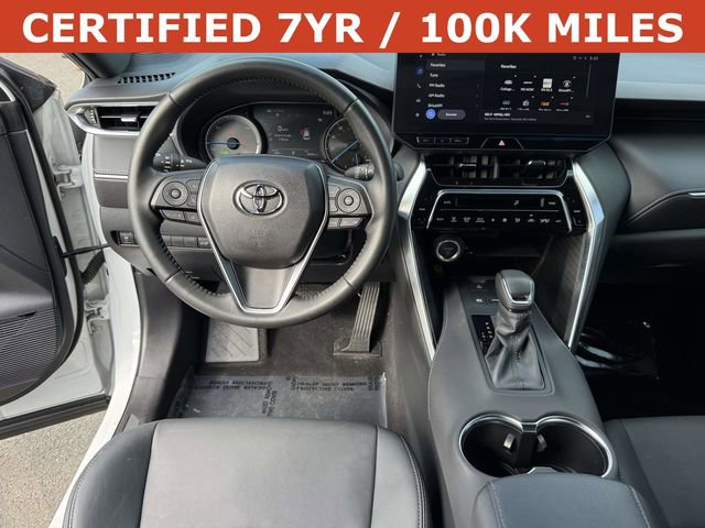 Used 2023 Toyota Venza Nightshade AWD/4WD image 15