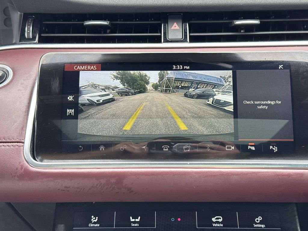Used 2020 Land Rover Range Rover Evoque SE AWD/4WD image 27