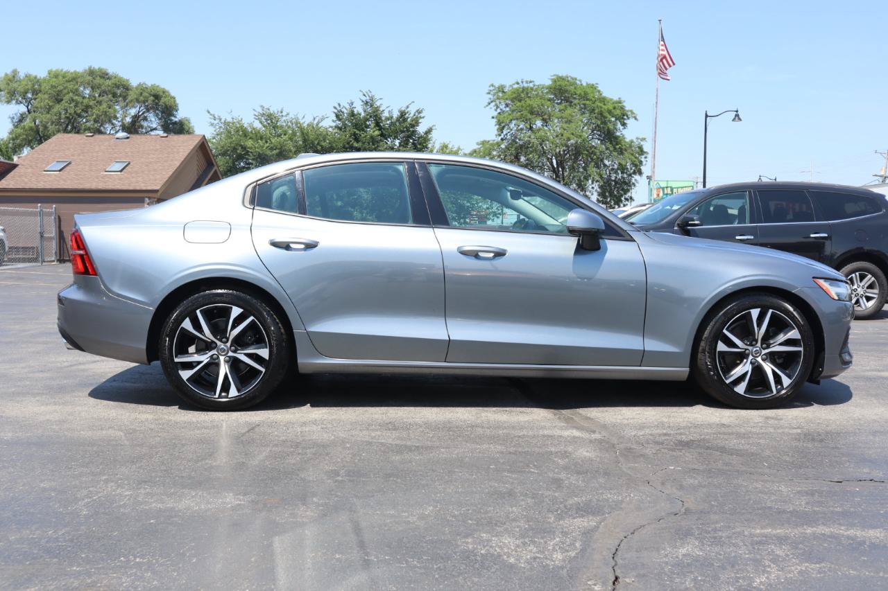 Used 2019 Volvo S60 T5 Momentum w/ Multimedia Package FWD image 6