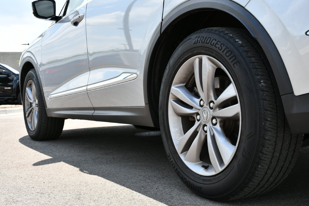 Used 2023 Acura MDX FWD image 12