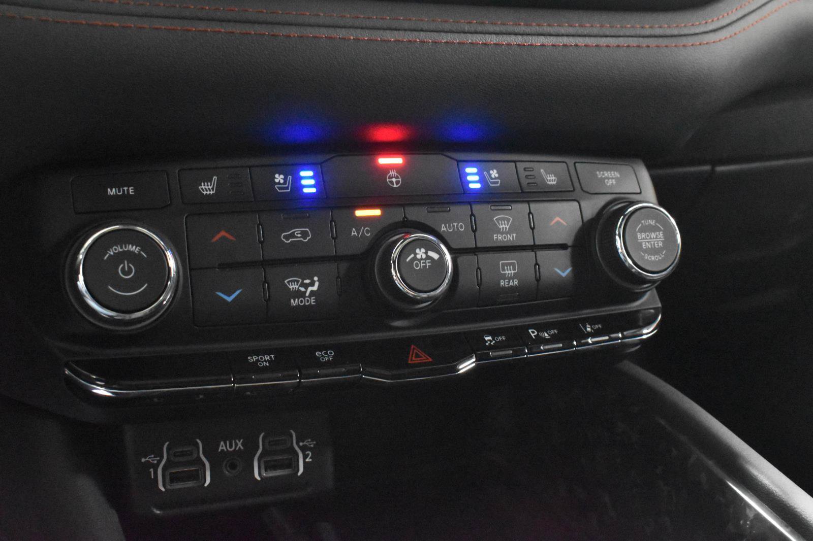 Used 2024 Dodge Durango R/T AWD/4WD image 23