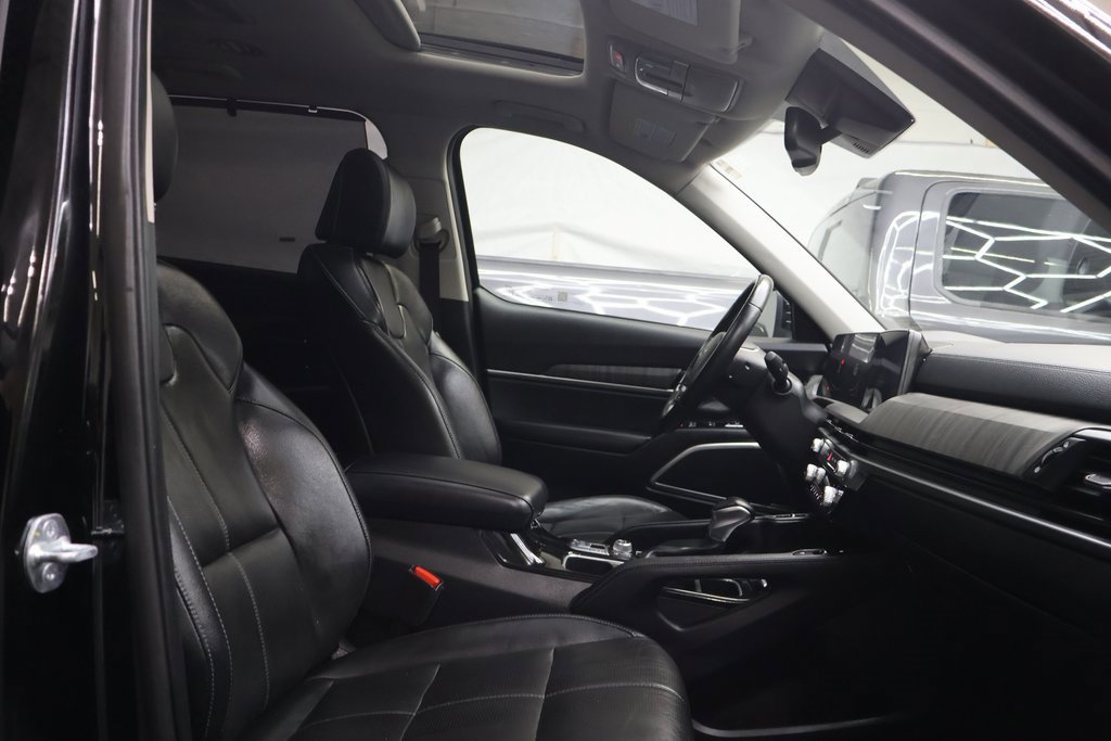 Used 2024 Kia Telluride EX image 10