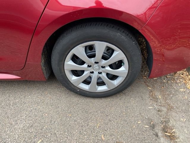 Used 2023 Toyota Corolla LE image 16