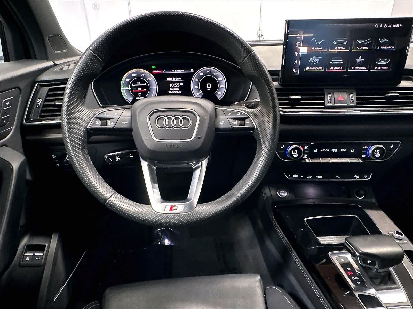 Used 2024 Audi Q5 e Premium Plus AWD/4WD image 9