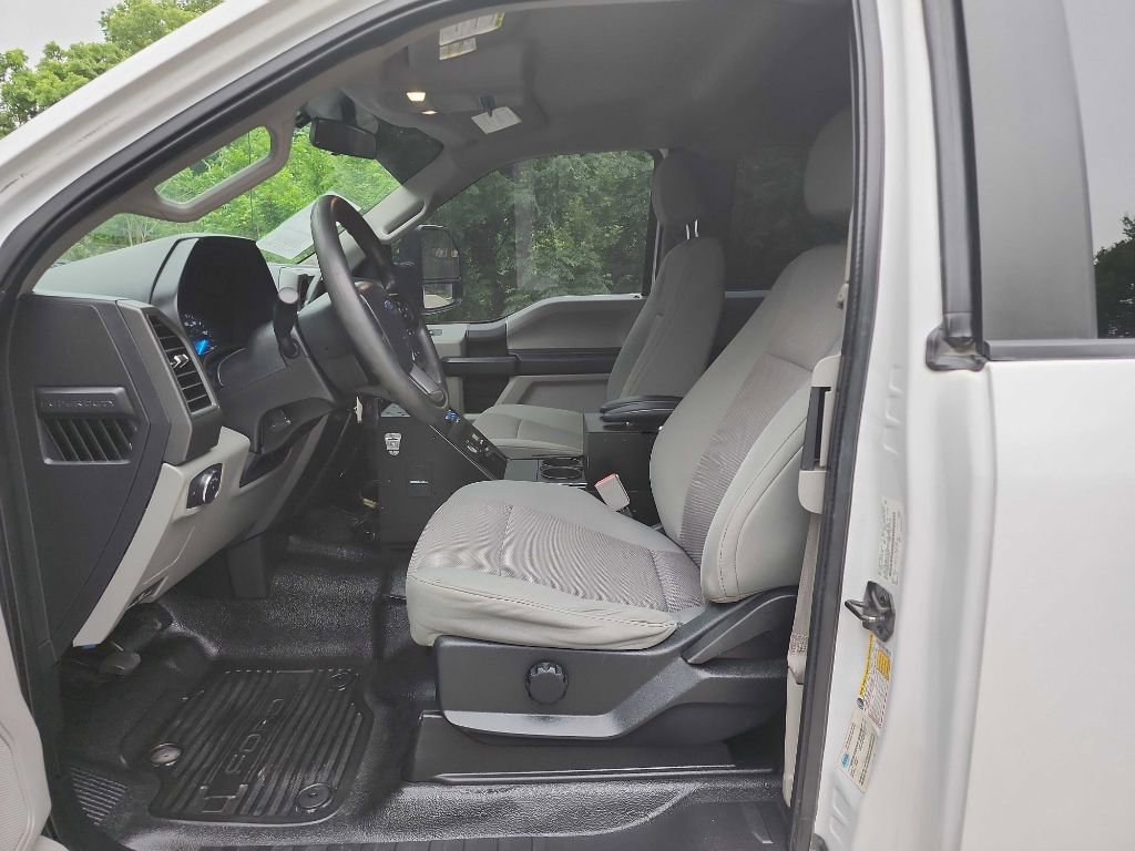 Used 2018 Ford F250 XL w/ Power Equipment Group RWD image 19
